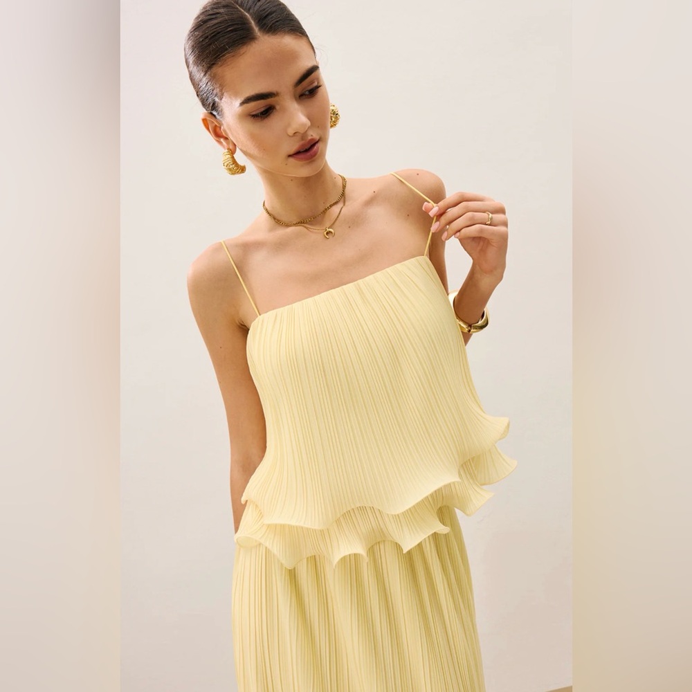Commense Pale Yellow Pleated Maxi Dress with Ruffle Hem - Picture 4 of 4